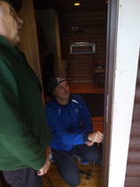 Tilanteen kartoitusta saunalla. Oven tilanteen